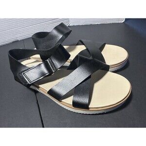 Time And Tru Womens Black Sandals Size  7 1/2